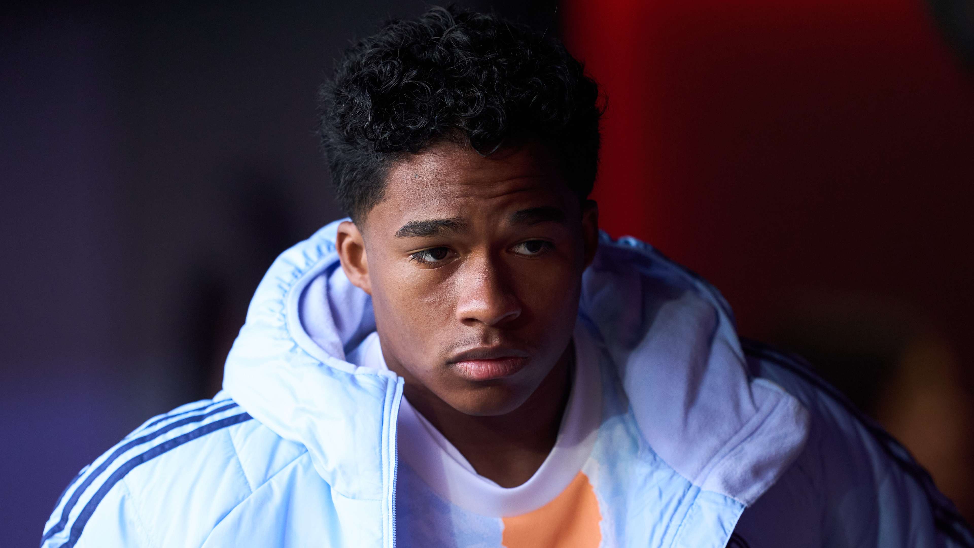 首场比赛 首场比赛